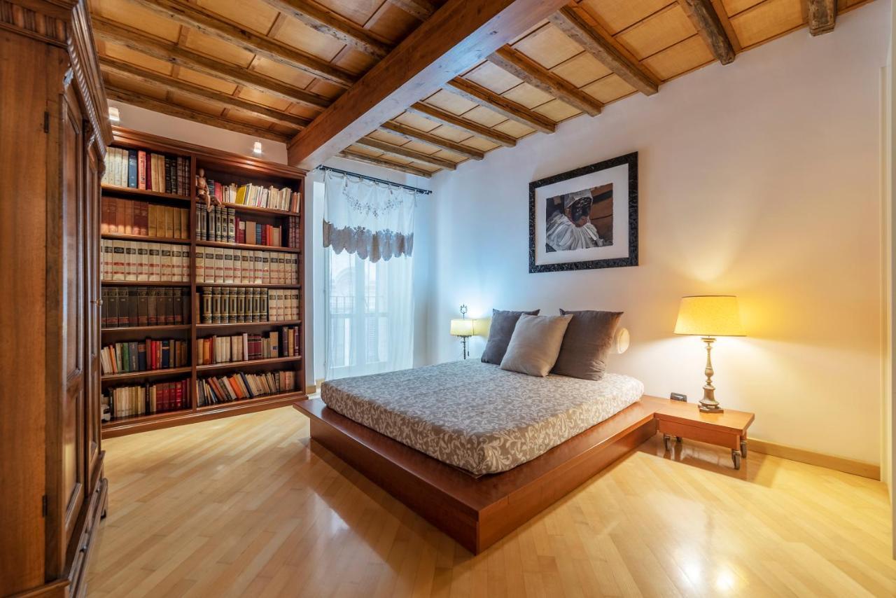 Pantheon View Apartment Rome Exterior photo