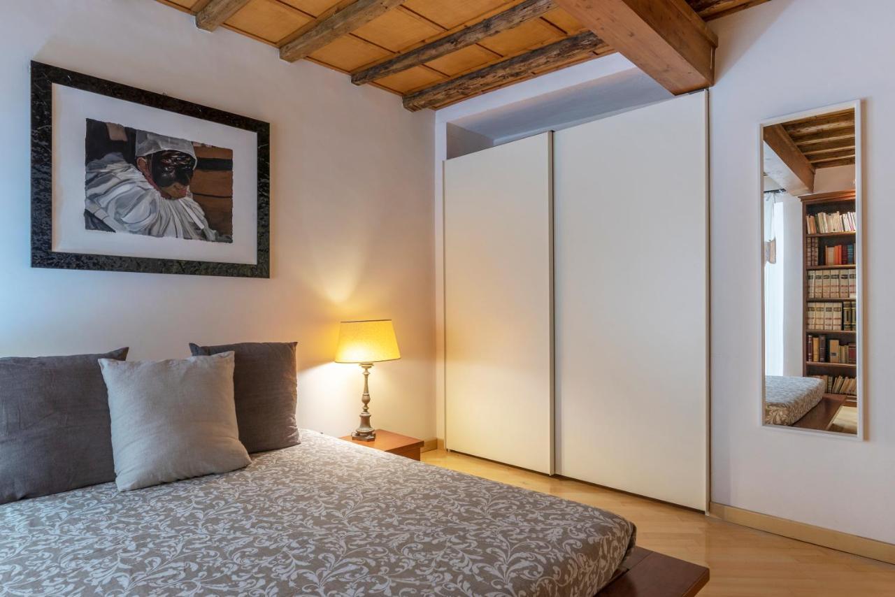 Pantheon View Apartment Rome Exterior photo